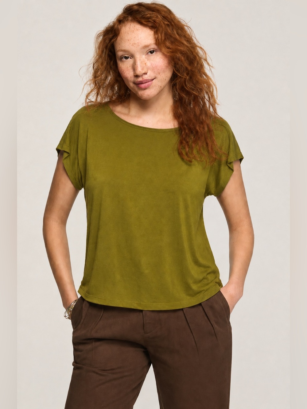 Xhilaration Women’s Size S Olive Green Rayon Blend Cutout Sleeve Casual Top